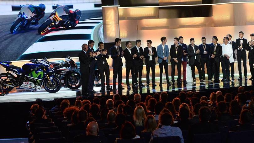 MotoGp, Rossi diserta la premiazione a Valencia