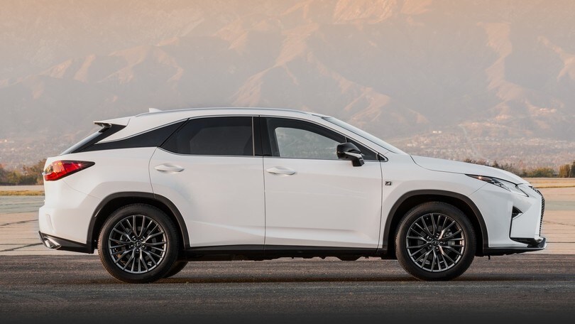 Lexus RX Hybrid, foto e prezzi del SUV ibrido