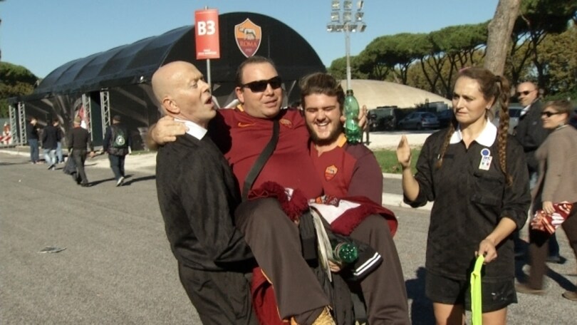 Mr. Hill mette alla prova i tifosi di Rome e Lazio prima del derby