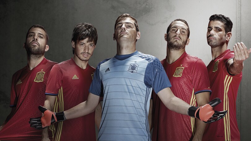 Spagna, ecco la maglia per gli Europei del 2016