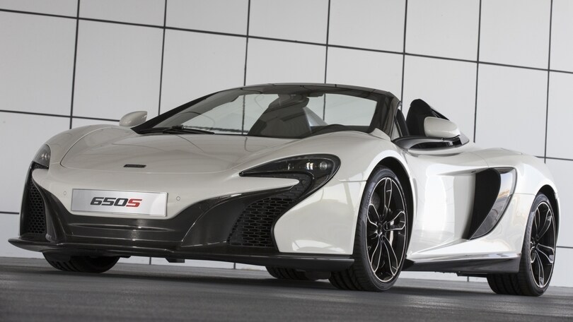 McLaren Al Sahara, sportiva d'oro per sceicchi