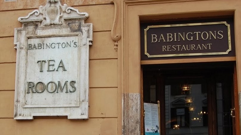 Dieci sale da te' nella capitale