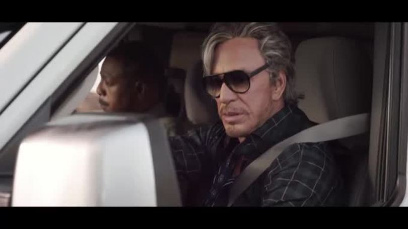 Mickey Rourke di nuovo sul set per Nissan
