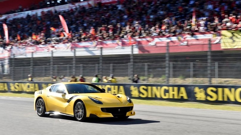 Ferrari F12TDF, esordio al Mugello, le immagini