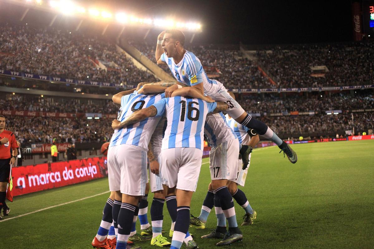 Qualificazioni Mondiali 2018, Argentina-Brasile 1-1: assist di Higuain per Lavezzi