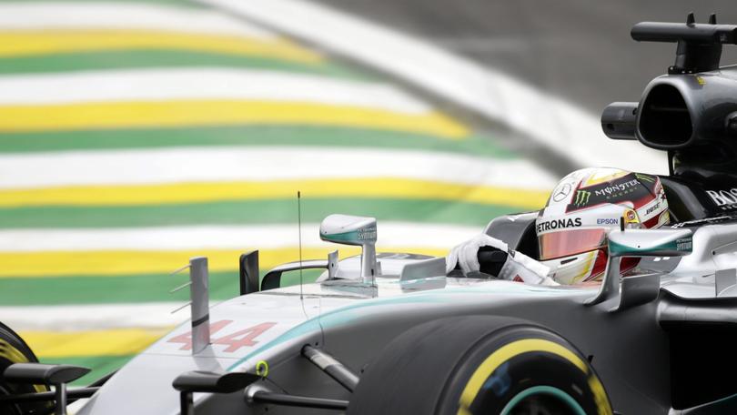 F1, Gp Brasile: Mercedes sempre davanti, Ferrari inseguono
