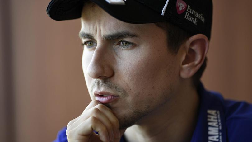 MotoGp: su Sky alle 19.00 speciale Lorenzo-Ducati