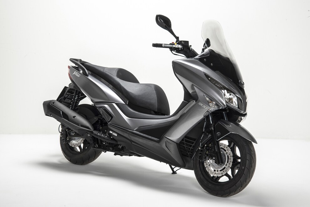 EICMA 2015: Kymco, Xtown sale a 300