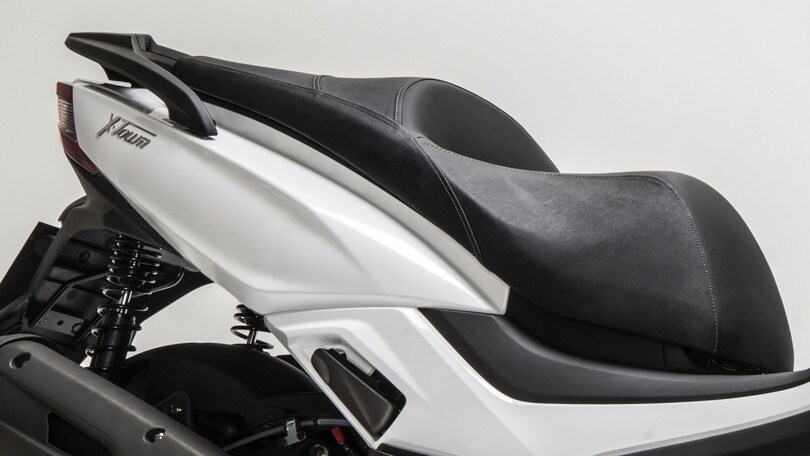 EICMA 2015: Kymco, Xtown sale a 300