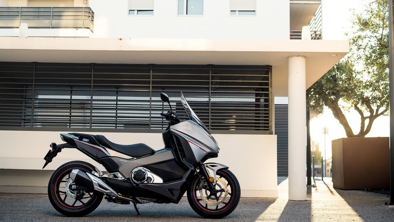 Eicma 2015, Honda Integra 750, "sensual performance"
