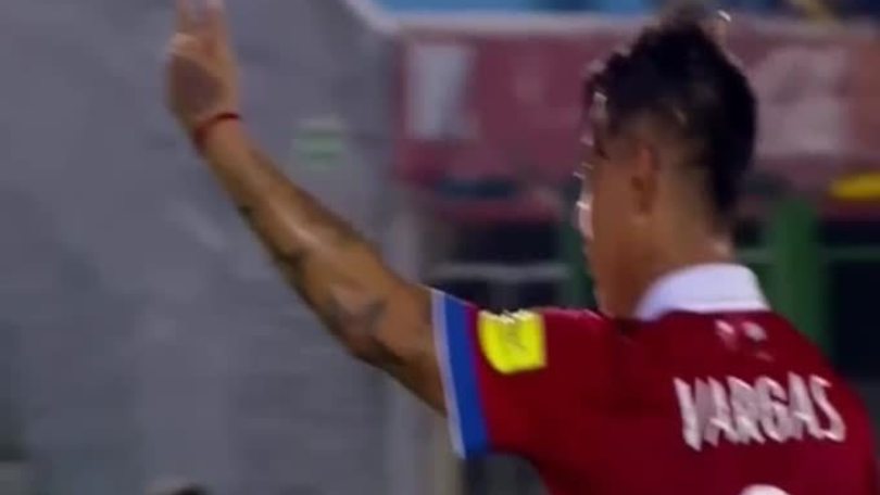 Vargas, brutto gesto contro i tifosi dell'Uruguay