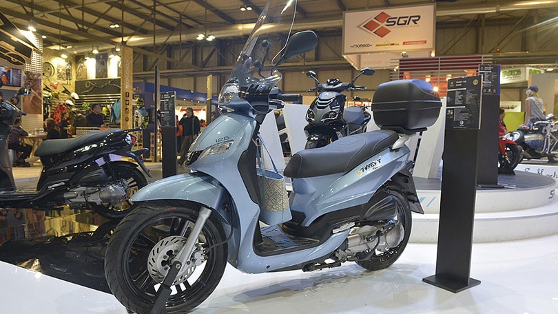 Eicma 2015, Peugeot Tweet Paris, vive la France