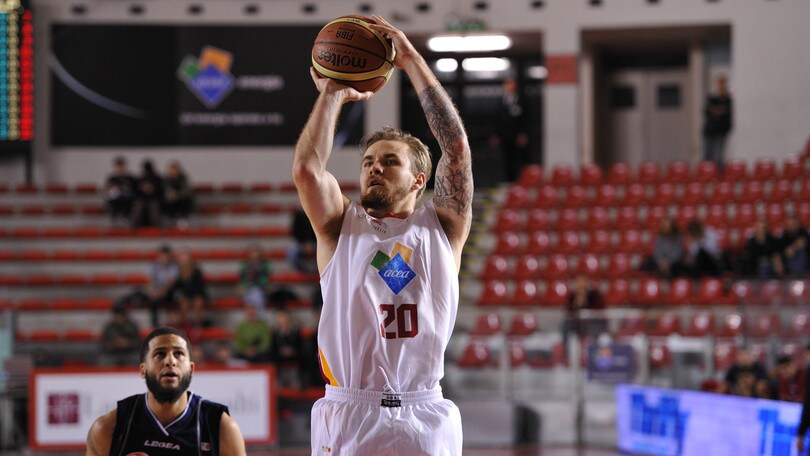 Roma si scatena: vittoria a Reggio Calabria