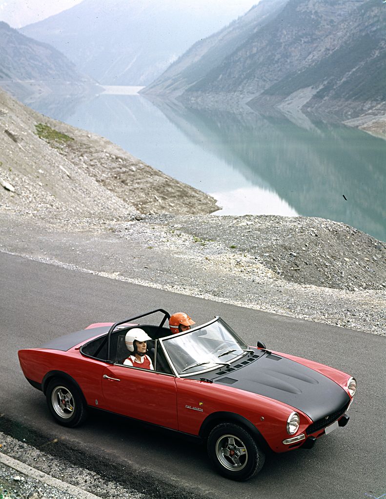 Officine Abarth Classiche, dove risorgono i miti