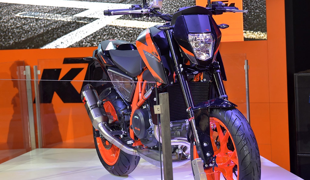 EICMA 2015: KTM 690 Duke, motore più cattivo