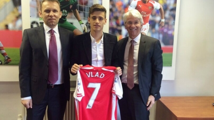 Vlad Dragomir, la stella di 16 anni dell'Arsenal