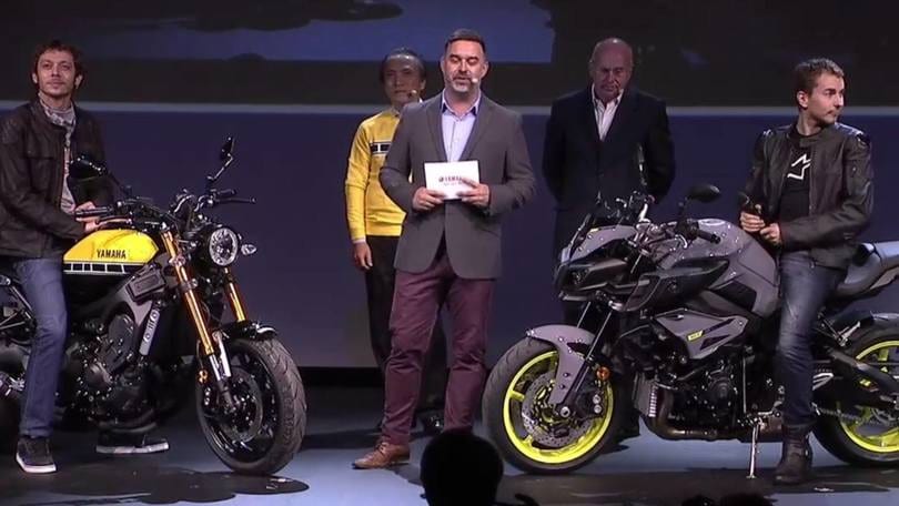 Motogp, Lorenzo contro i media italiani rei di stare con Valentino: stia sereno e pensi al  biscottone