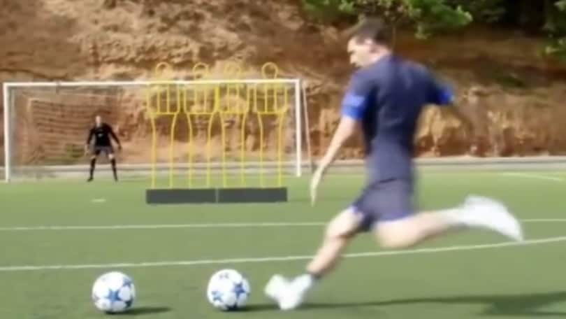 Messi è pronto per il Clasico: punizione perfetta