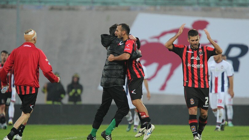 La Serie B in diretta: vola il Crotone, la Salernitana di salva in extremis