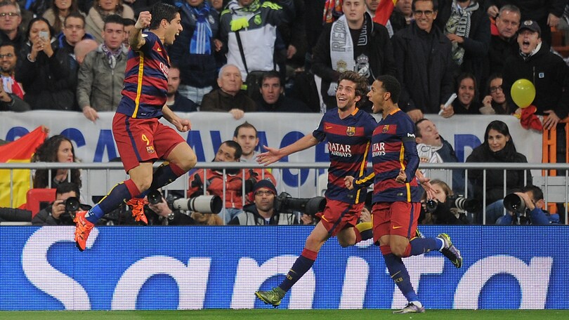 Real Madrid-Barcellona 0-4, festa blaugrana. Benitez ko