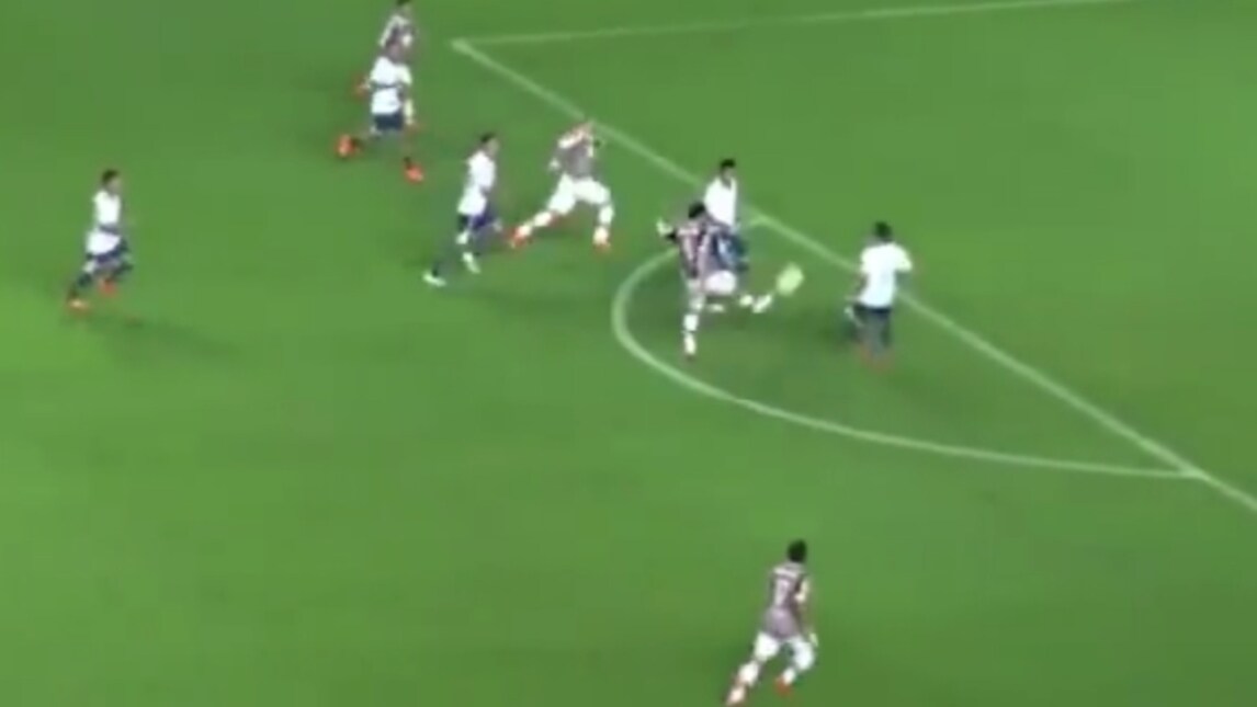 Brasile, il gol di Fred è da applausi