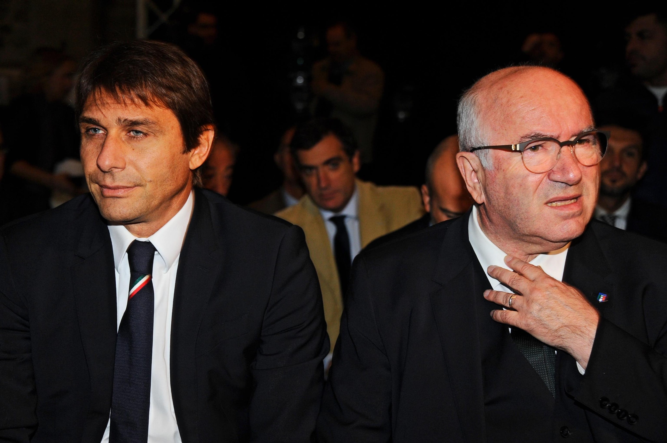 Tavecchio: «Credo che Conte rinnoverà, la nazionale gli piace»