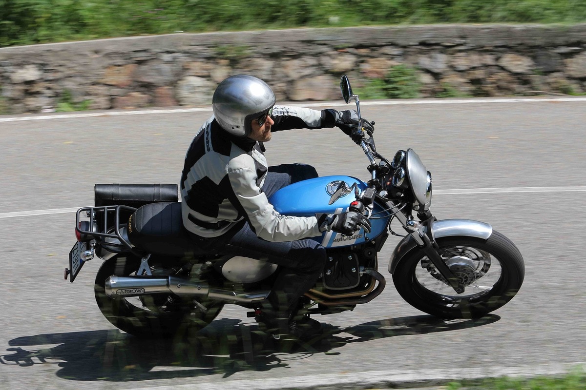 Moto Guzzi V7 II Scrambler: la prova