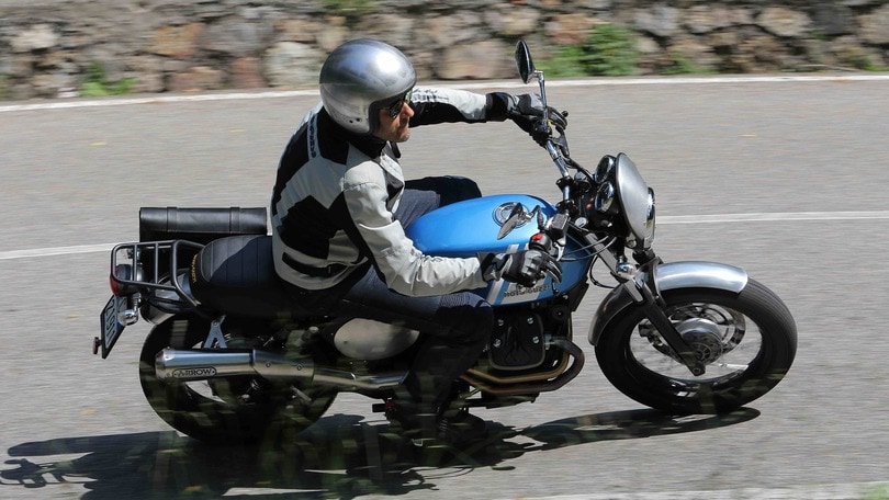 Moto Guzzi V7 II Scrambler: la prova
