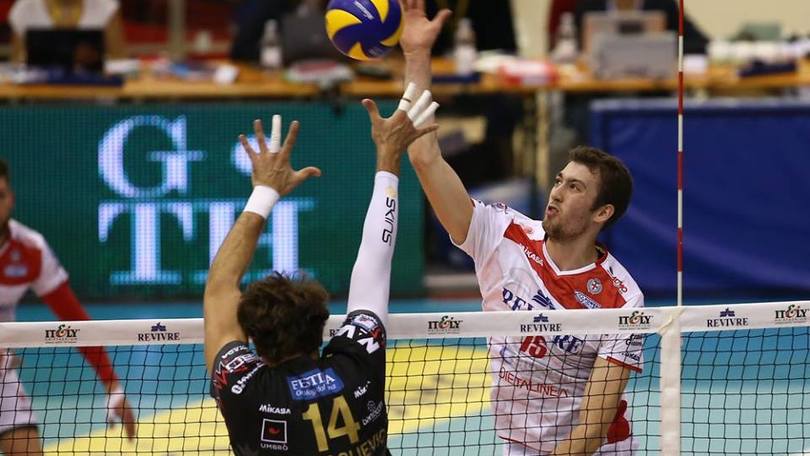Andrea Galaverna da Milano in prestito a Castellana Grotte