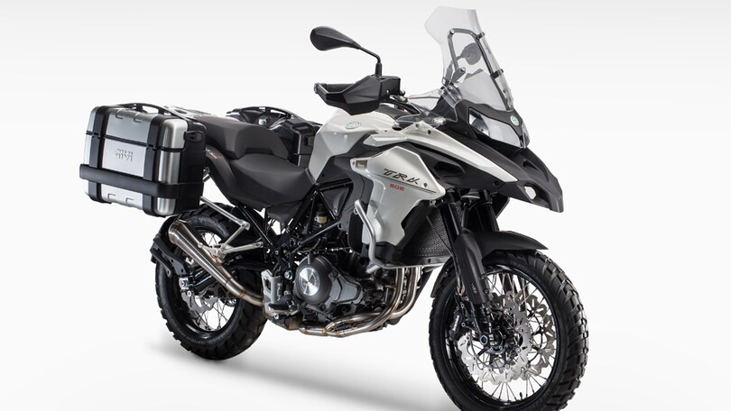 EICMA 2015: Benelli TRK 502, “media” avventurosa
