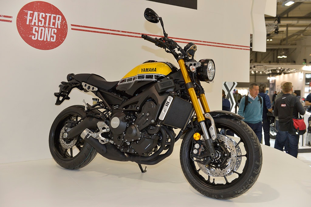 EICMA 2015: Yamaha XSR 900, rétro dal gusto racing