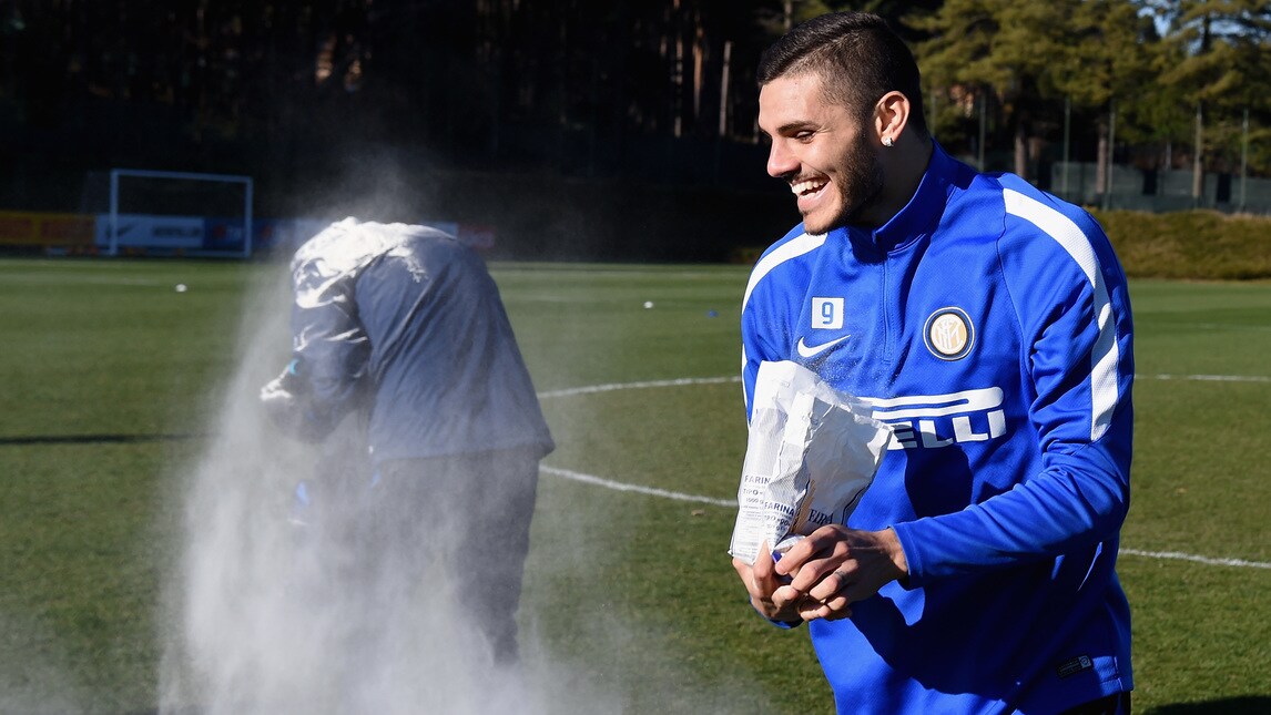 Serie A Inter: Mancini fa 51 anni, che scherzo da Icardi e compagni!