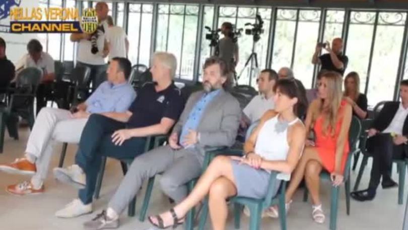 Verona, esonerato Mandorlini