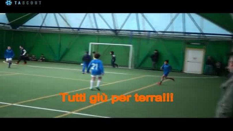 Matteo, un 2006 che mette tutti a sedere e va in goal!