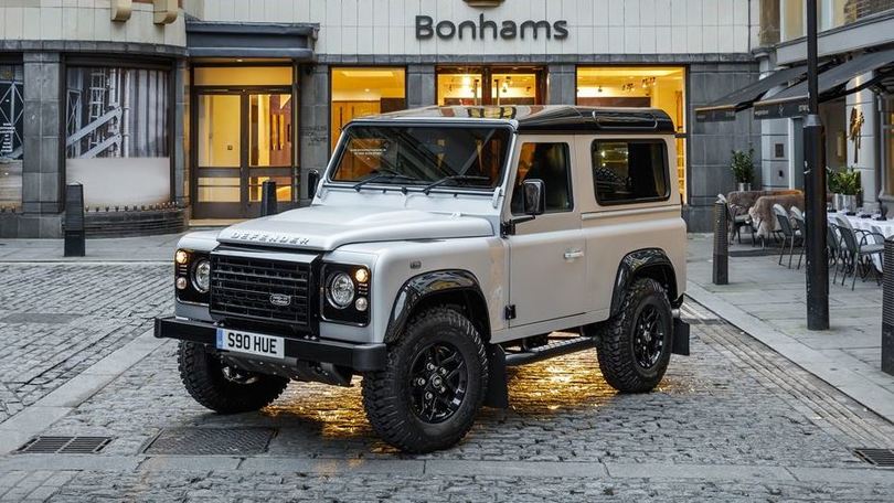land rover defender costruito