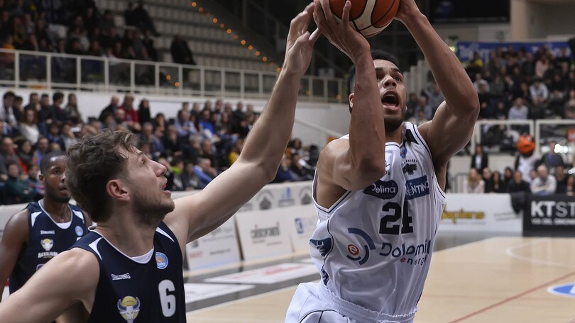Trento in Francia per il match-point