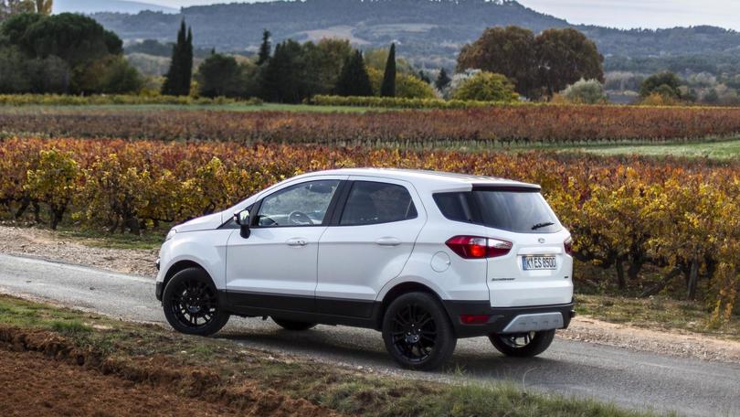 Ford EcoSport 2016, foto e prezzi