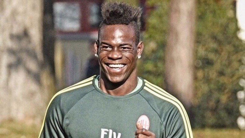 Balotelli torna ad allenarsi. Sorrisi su Instagram