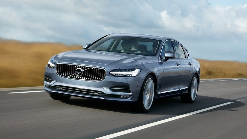 Nuova Volvo S90, le foto dell'ammiraglia