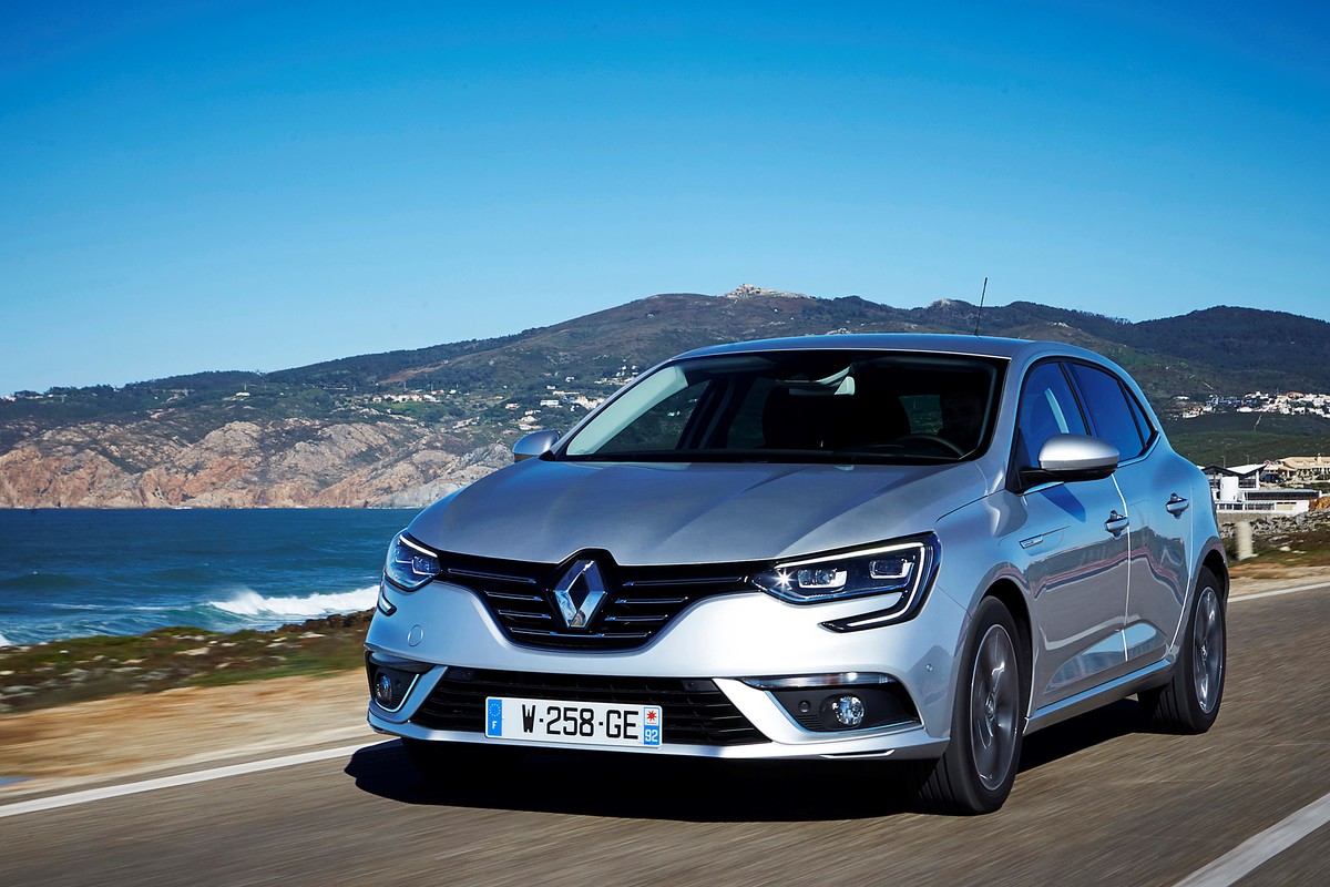 Nuova Renault Megane, prezzi e gamma: c'è anche GT