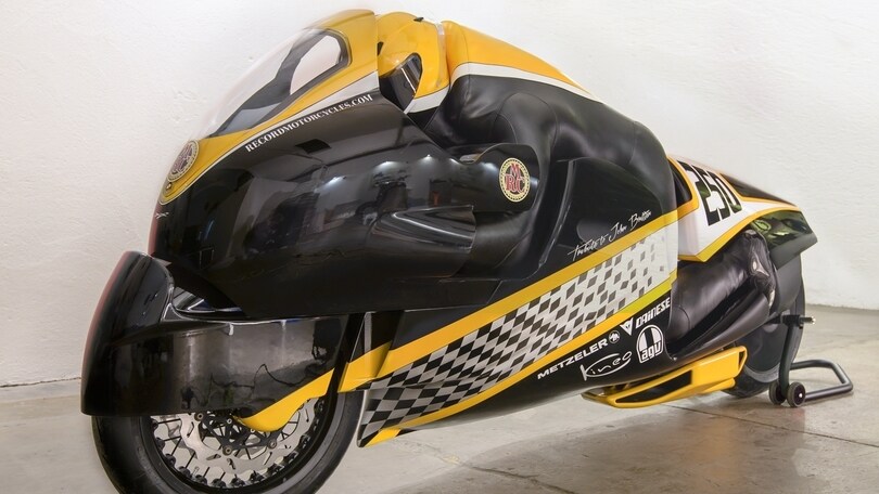 Oltre 423 km/h: l’italiana che punta al record