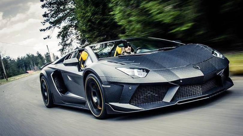 Lamborghini Aventador Carbonado Aperto by Mansory
