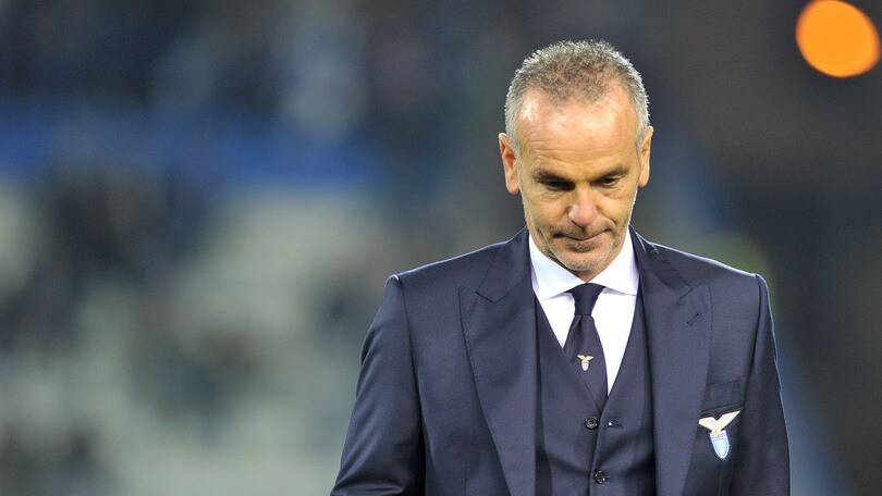Calciomercato, Lazio da domani in ritiro con Pioli ma Lotito non esclude esoneri