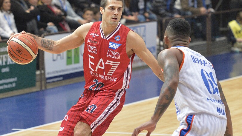Basket, Serie A: il blitz esterno di Milano a Reggio Emilia paga 2,00