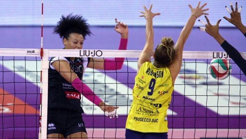 Volley: A1 Femminile, l'Imoco espugna Modena e va in testa