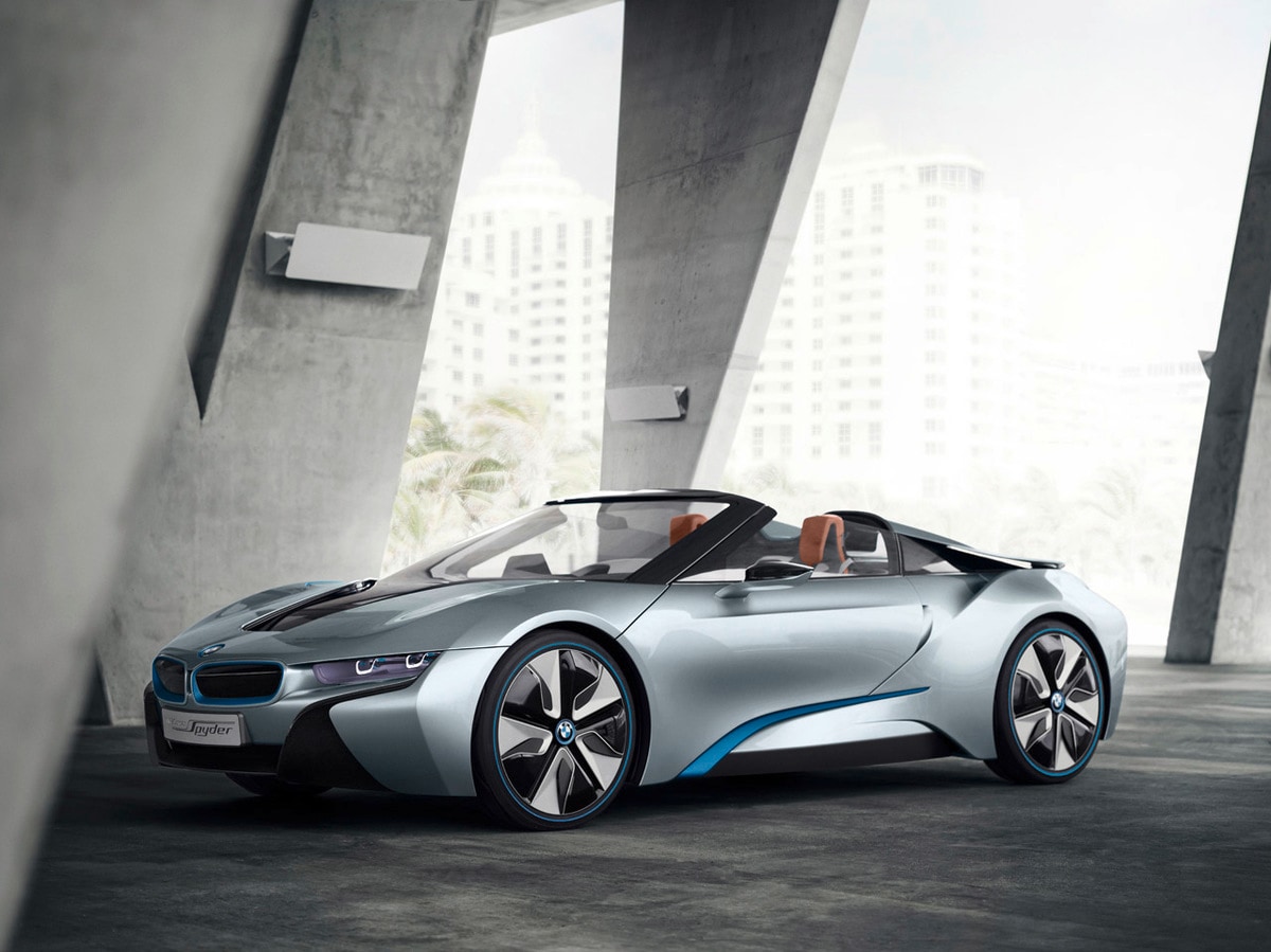 BMW i8 Spyder vicina alla produzione