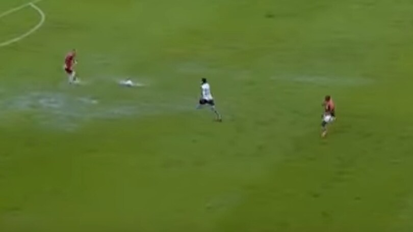 Brasile, portiere tradito clamorosamente dal campo