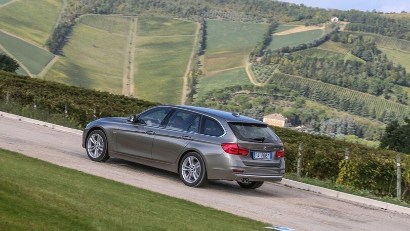 BMW Serie 3 Touring, foto e prezzi