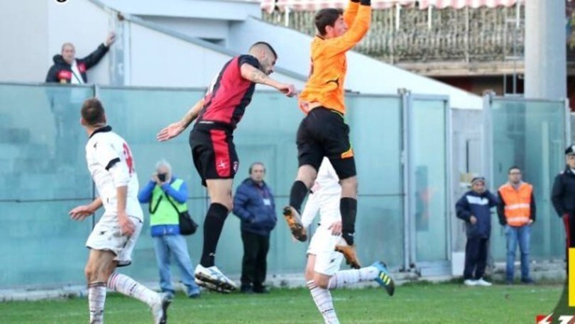FC Sorrento, in porta arriva Santaniello
