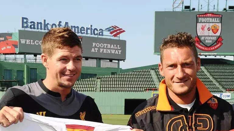 Roma, Gerrard esalta Totti: «E' il Re di Roma»